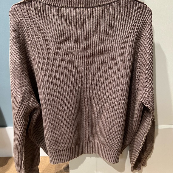 Pol size small mocha true to size fit sweater. - Picture 3 of 4